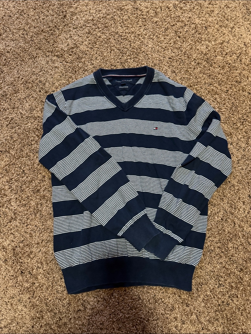 Tommy Hilfiger sweater size large.